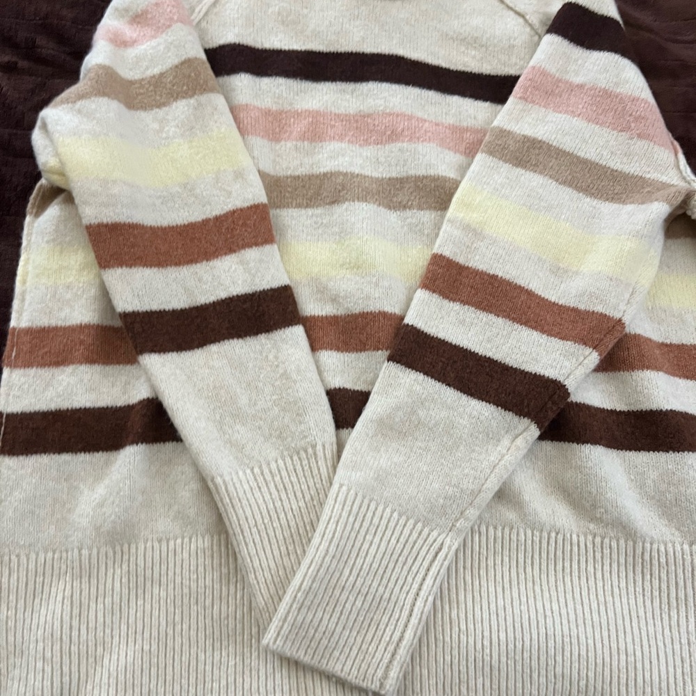 Aerie Cream Cowl Neck Sweater Ribbed Knit